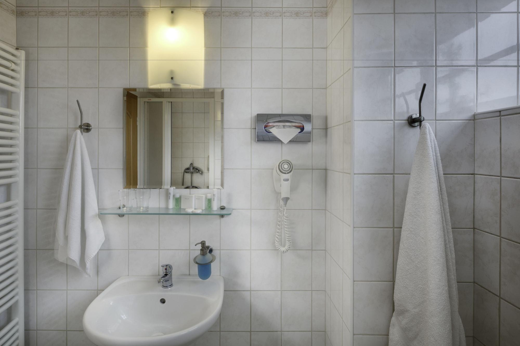 Hotel Oya Prague Ngoại thất bức ảnh