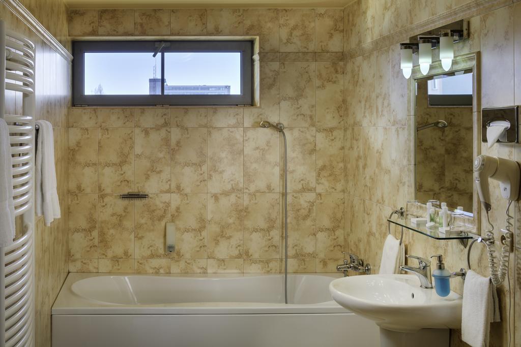 Hotel Oya Prague Ngoại thất bức ảnh