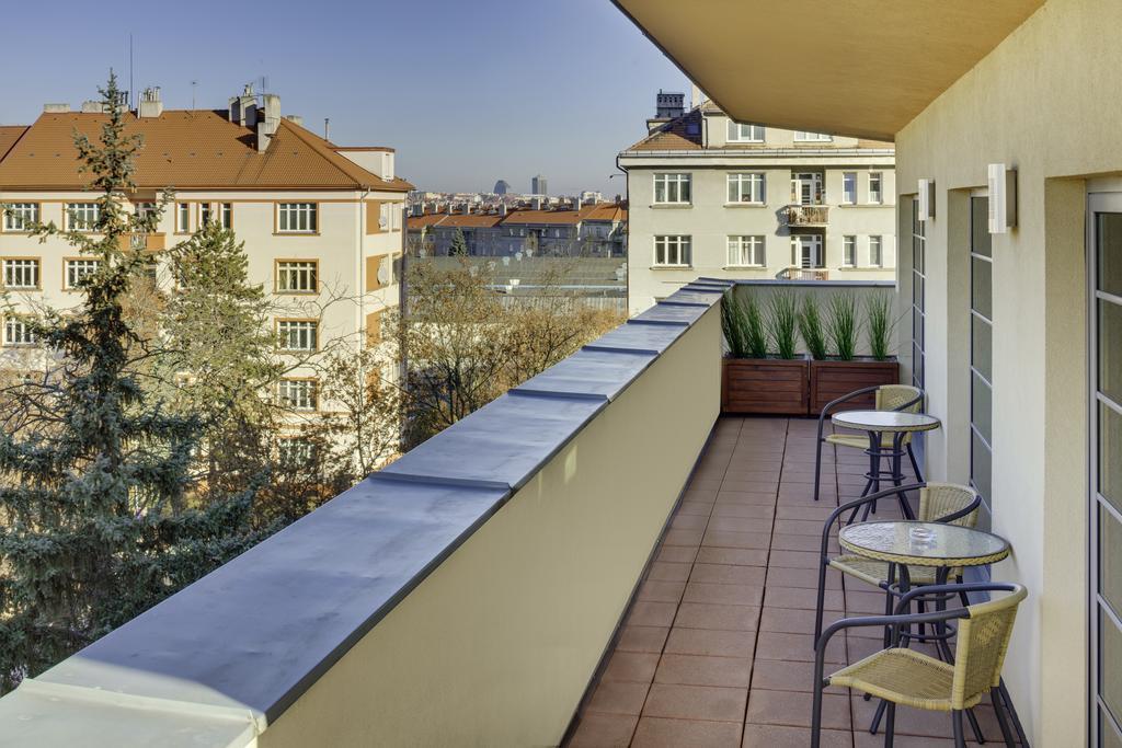 Hotel Oya Prague Ngoại thất bức ảnh