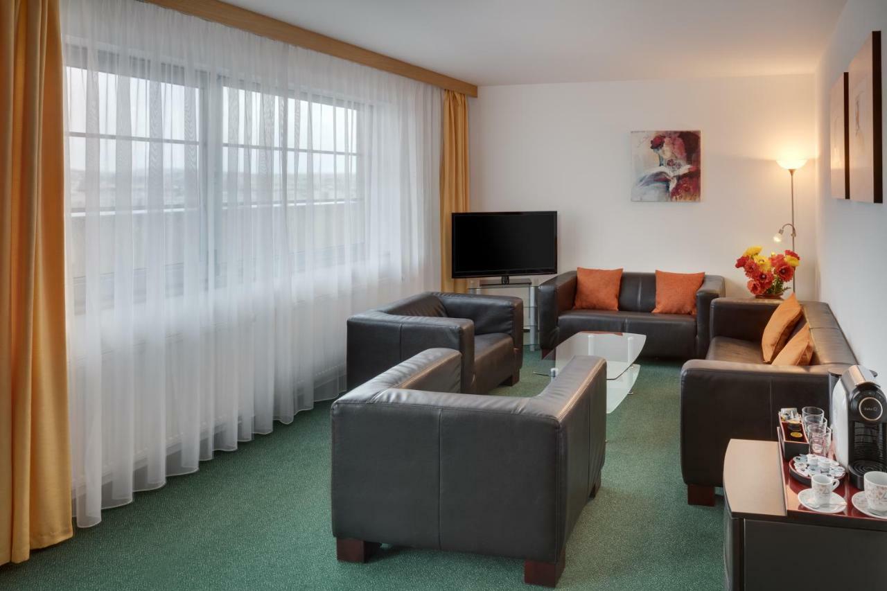 Hotel Oya Prague Ngoại thất bức ảnh